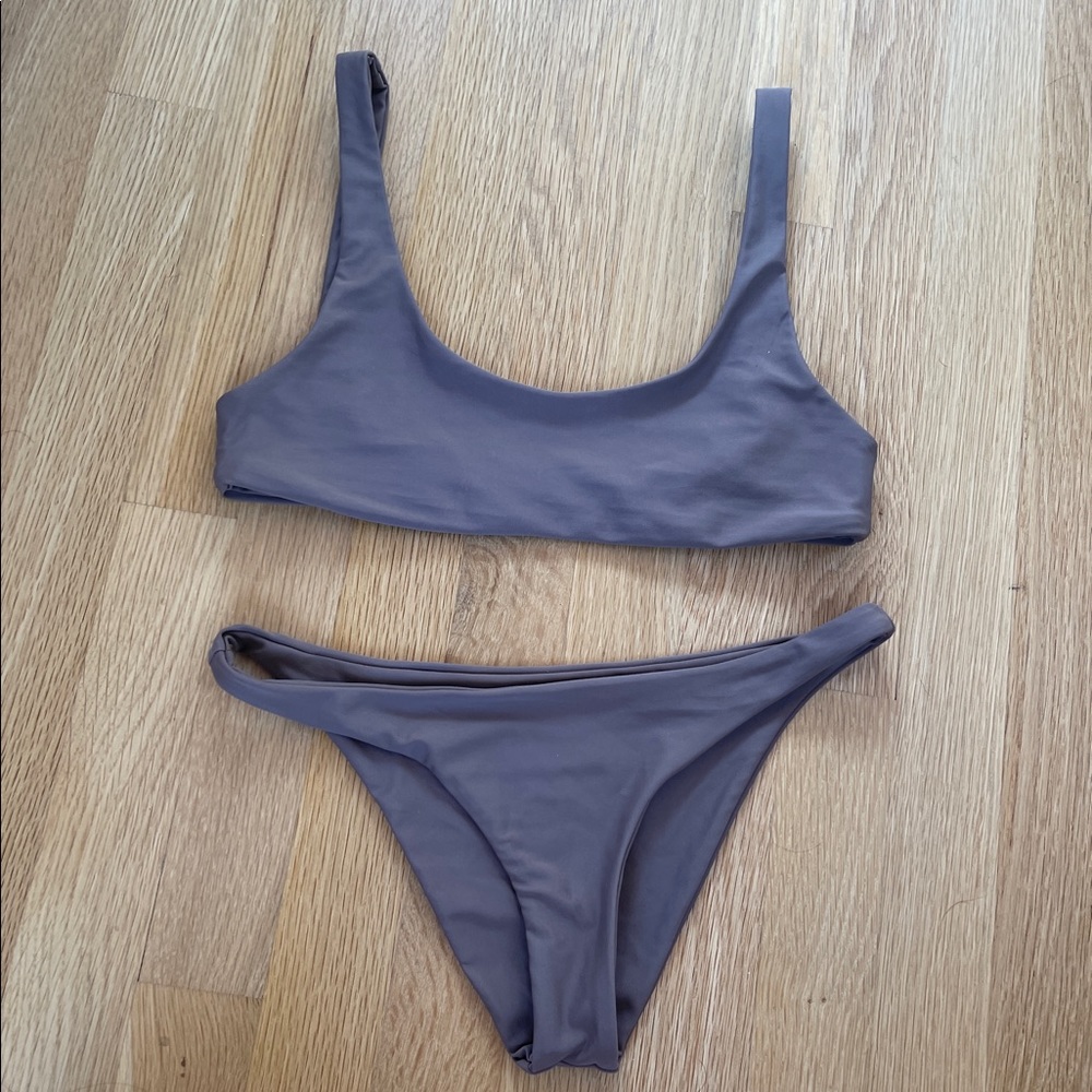 Jade swim medium top & small bottom